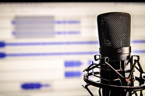 Tune into these inspiring 4 marketing podcasters